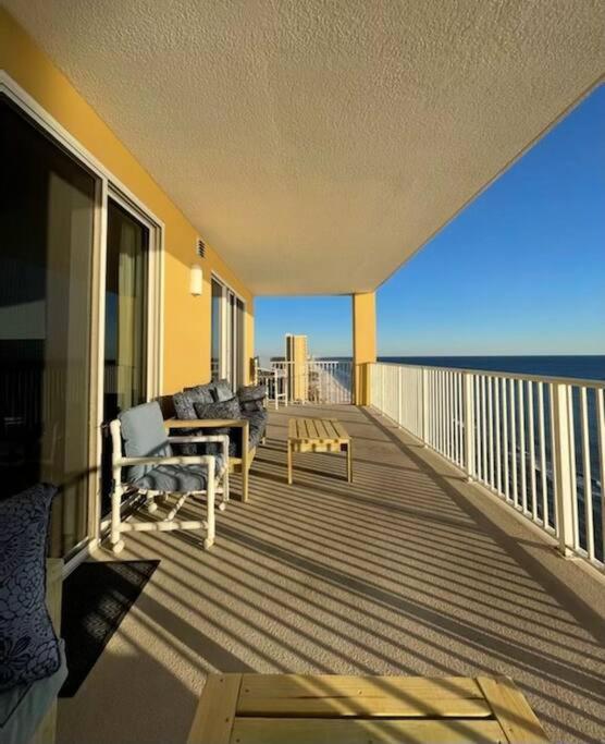 Tropic Winds 1701 Premium Corner Unit With 2 Parkings! Free Beach Chairs Service! Panama Stadt Exterior foto